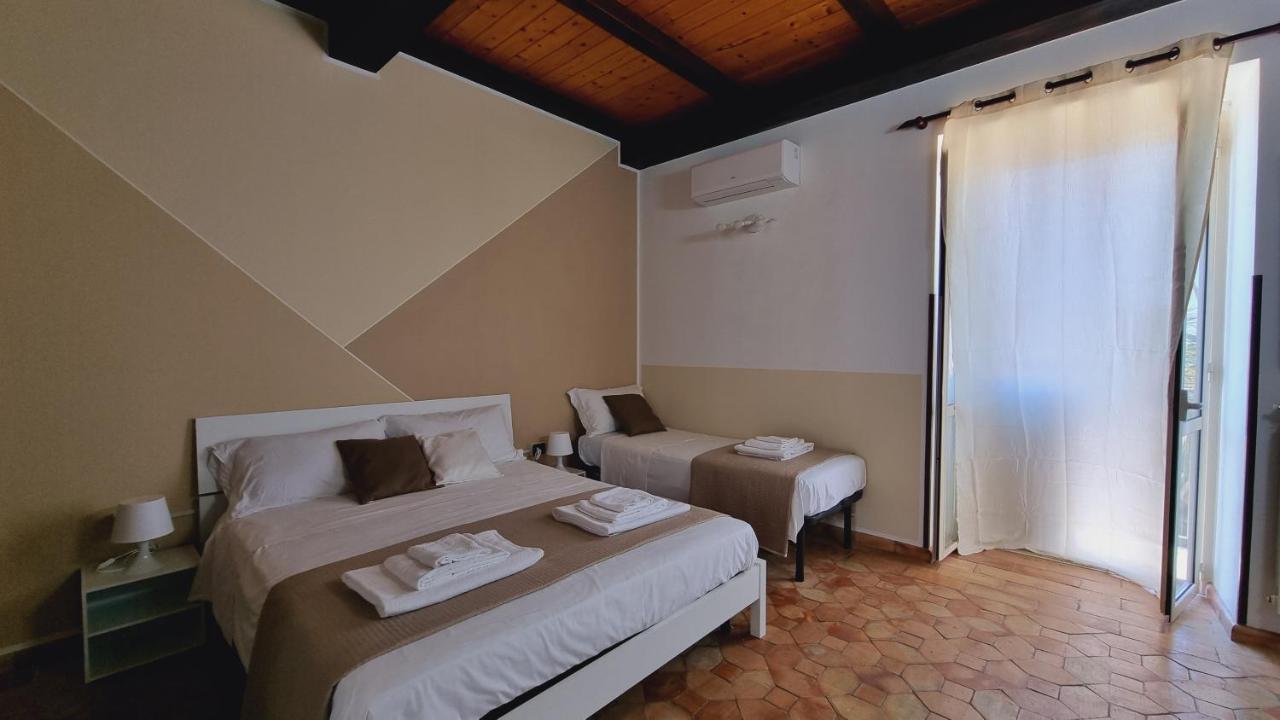 Appartamento Casa Vittoria Tropea Esterno foto
